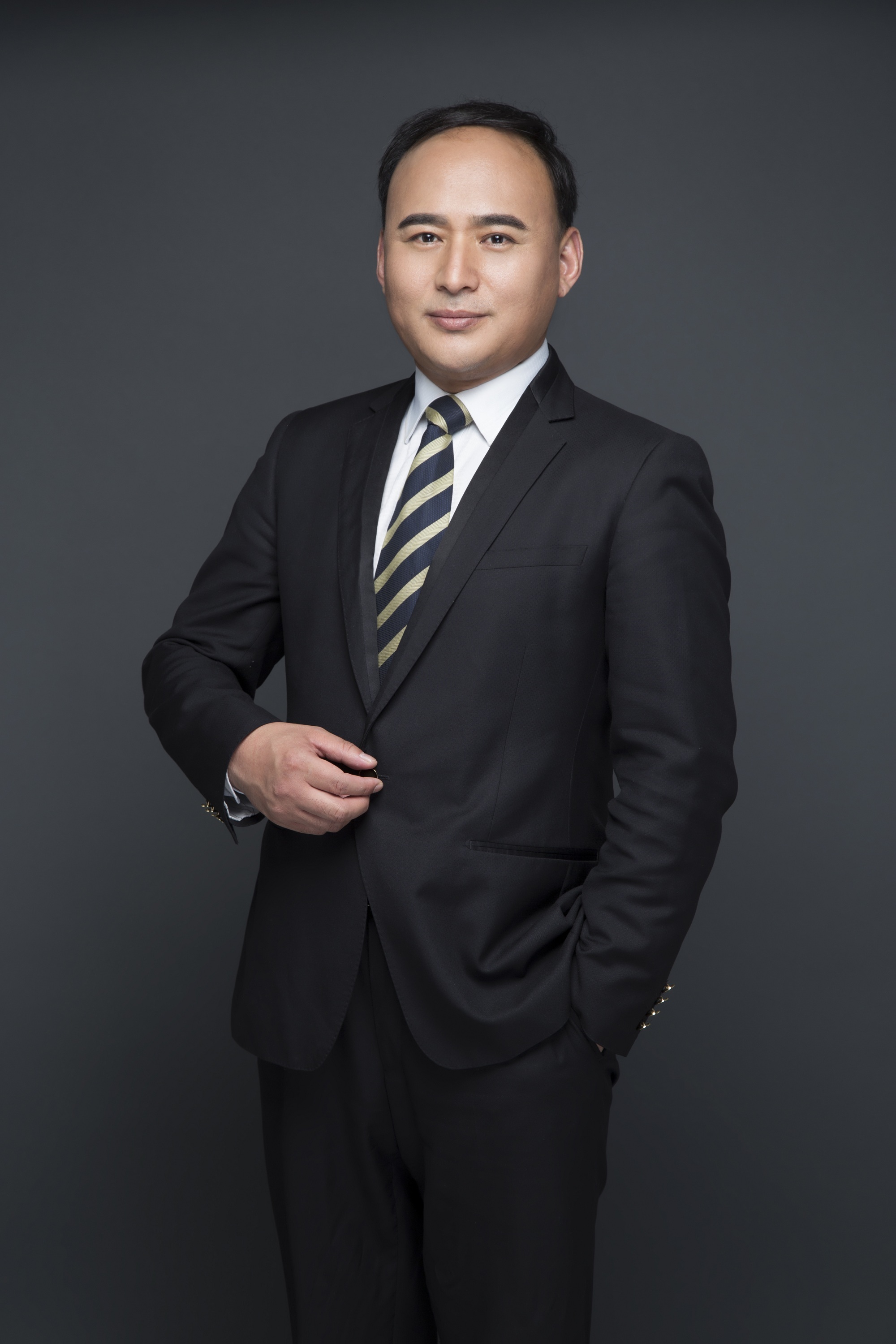 魏华 创始人 & 执行董事
